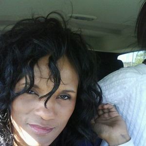 Meet your Posher, Deanna